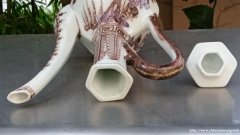 大明宣德年制：釉里红六棱婴戏图执壶