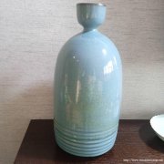 北宋钧瓷天青釉金雪花弦纹瓶