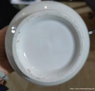 暗刻款大明永乐年制  甜白釉  暗刻纹饰尊