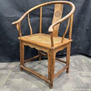 清早黄花梨龙纹圈椅一对