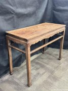 清早黄花梨半桌