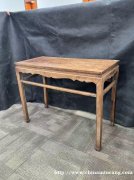 清早黄花梨半桌