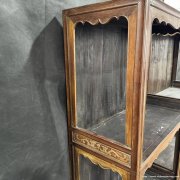 清黄花梨波浪纹博古架一对