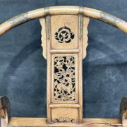 明黄花梨麒麟纹交椅