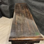 清紫檀螭龙纹翘头案