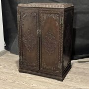 清紫檀缠枝莲纹书箱