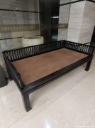 清中紫檀卡子花罗汉床
