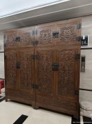 黄花梨顶箱柜一对