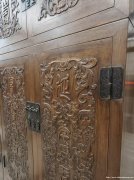 黄花梨顶箱柜一对