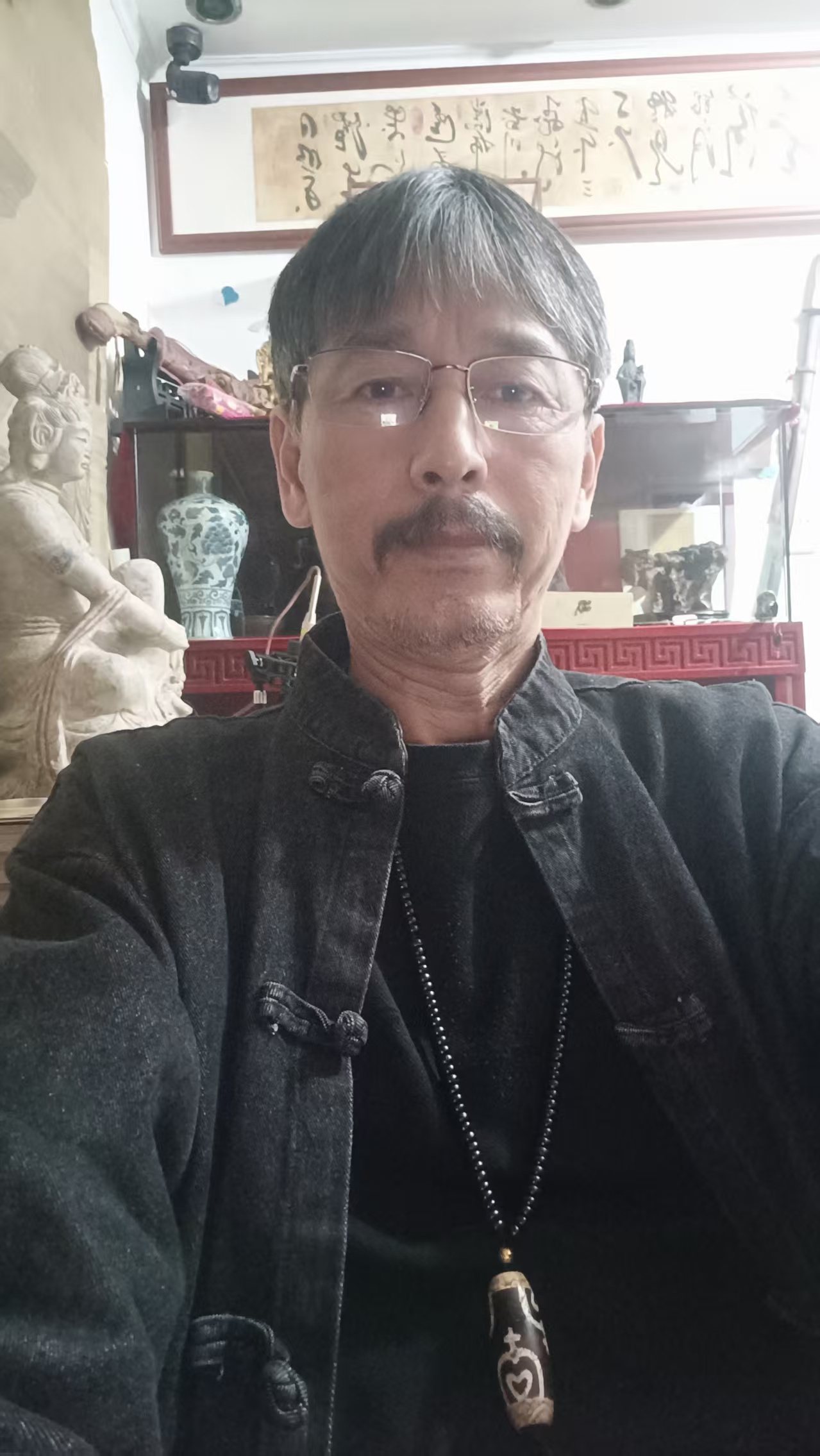中华民藏网   董事长  黄正保